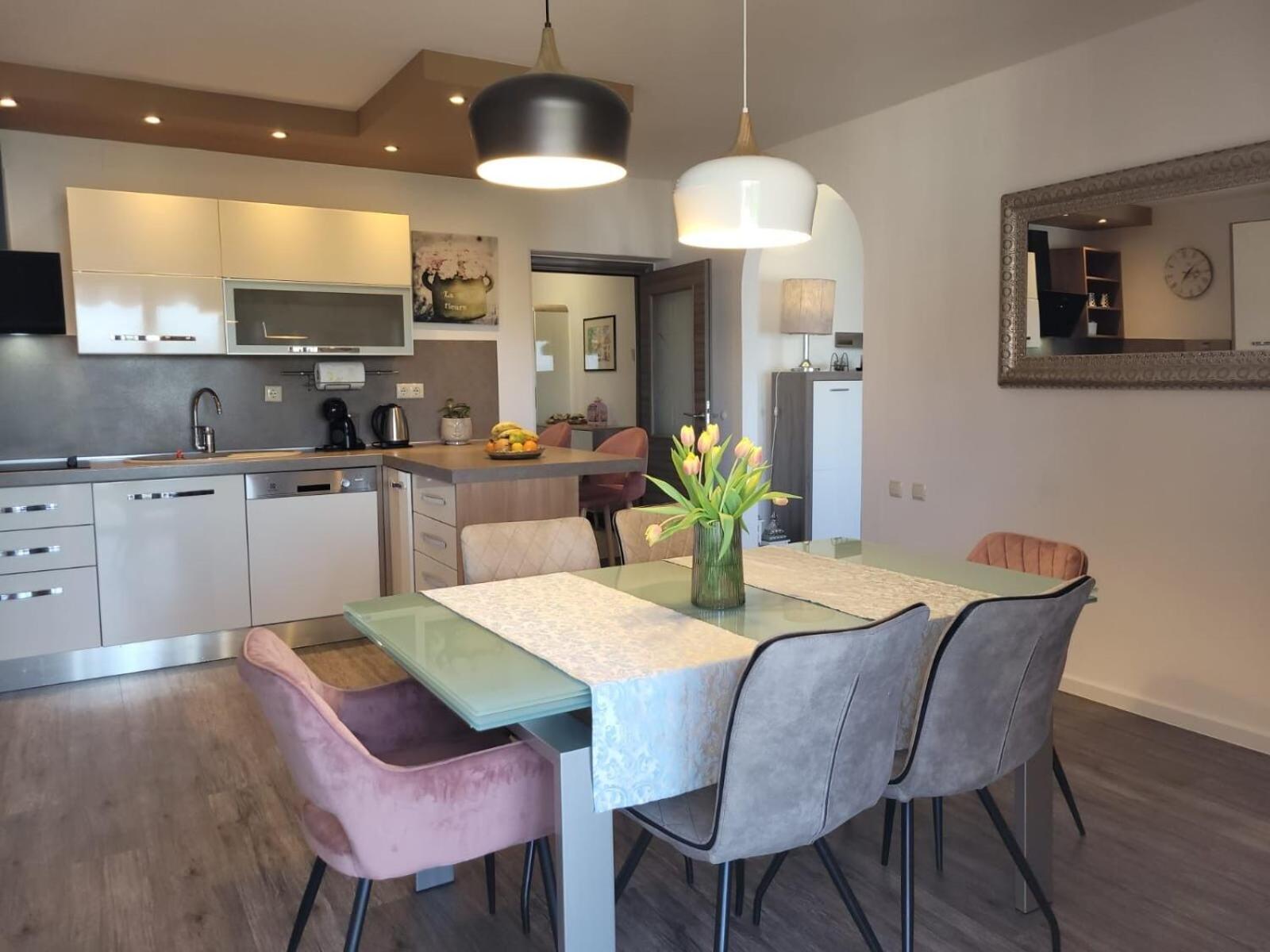 Apartments Hana ซริกเวนิซา ภายนอก รูปภาพ